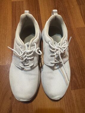 Nike Kids White Knit Lace-Up Sneakers